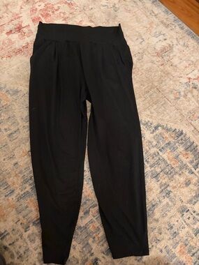 Vuori lux harem pants